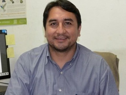 Dr. Roberto Carlos Almazán Núñez